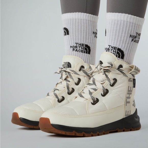 The North Face Shoes - NWT North Face Thermoball Luxe Lace Up Boots
